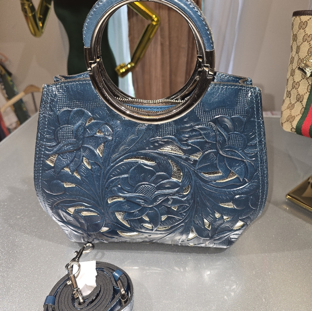NWOT Patricia Nash Blue Embossed Leather Handbag 11.5in×9in×4in